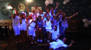 kinderfeestjes partijtje klassenfeest disco rianto warmond leuk gezelig jarig dansen spellen eten